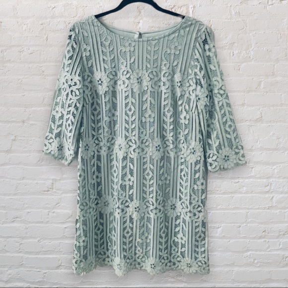 Liz Claiborne Dresses & Skirts - Liz Claiborne lace dress with lace long sleeves, size 10